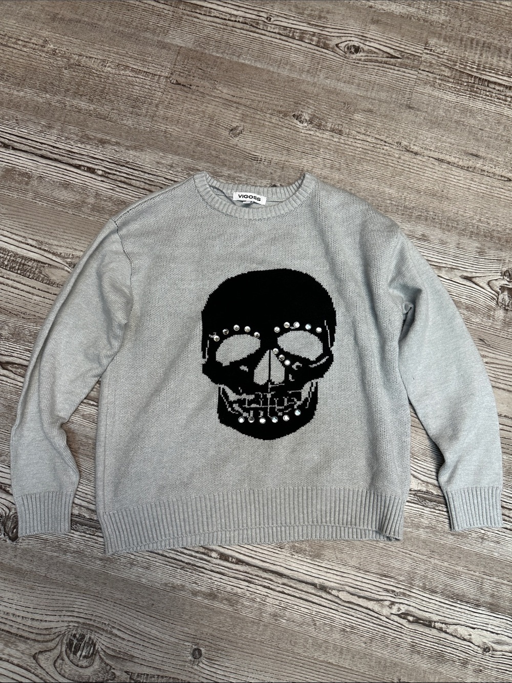 Vigoss Women’s Light Gray Crewneck Sweater with Black Studded Skull